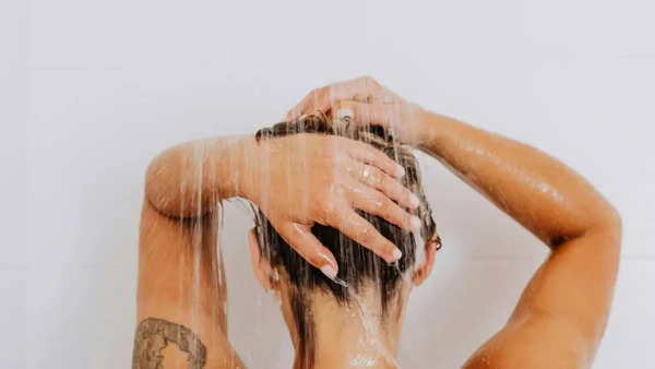 Is it possible to extend life by 34% by not taking a winter bath? 1 Is it possible to extend life by 34% by not taking a winter bath?