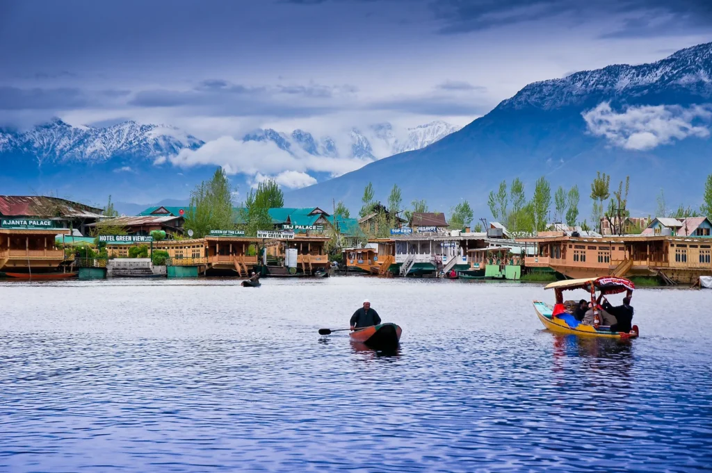Unique places to visit in kashmir 1 Unique places to visit in kashmir